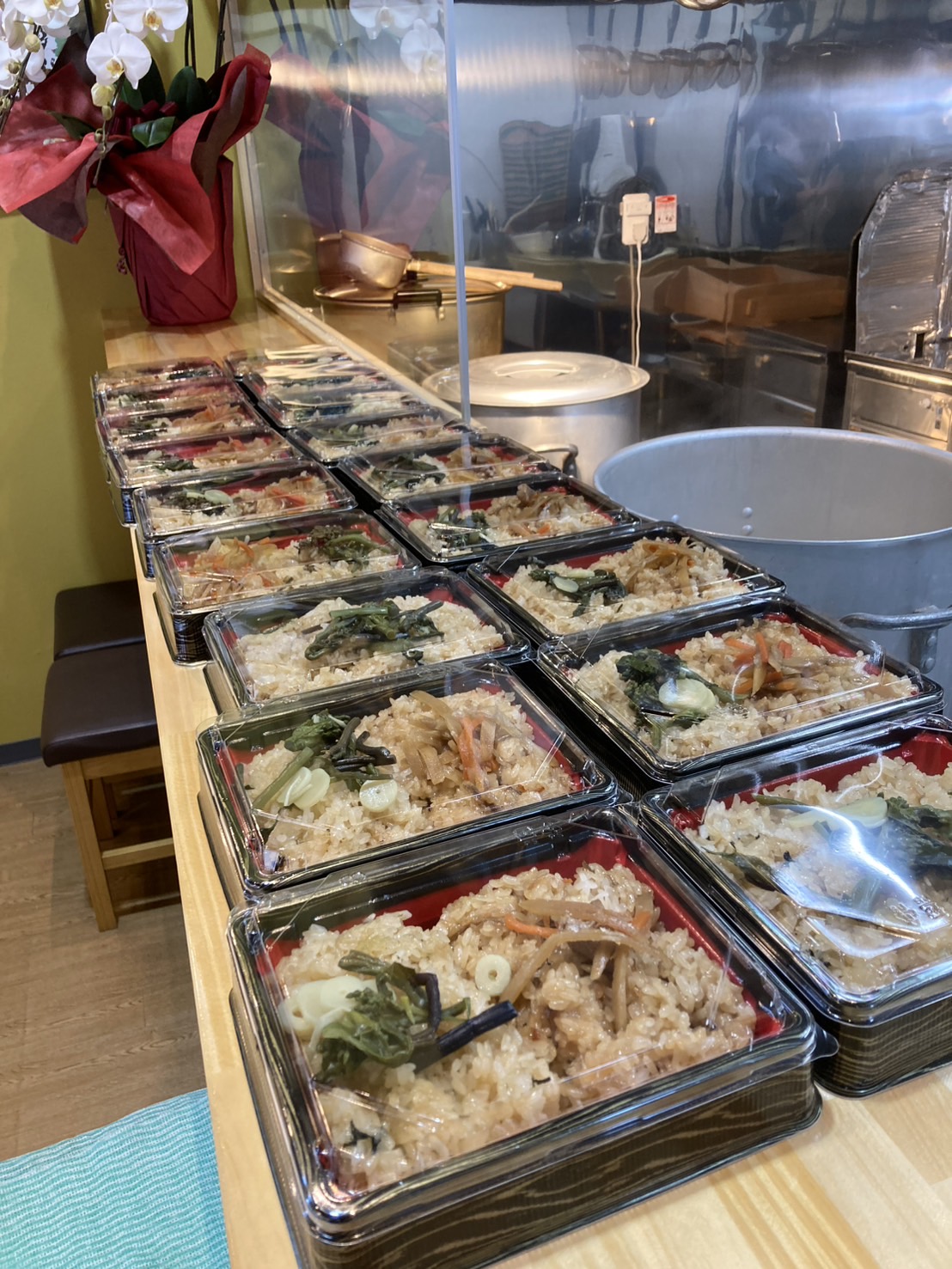 とりごぼうおこわ・山菜おこわ